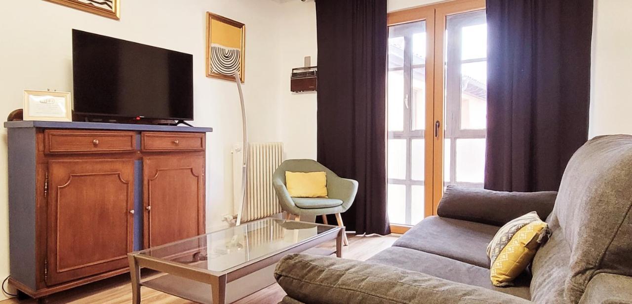 Www Sanmartinplaza Es En El Corazon Del Casco Historico Apartment Leon Ngoại thất bức ảnh