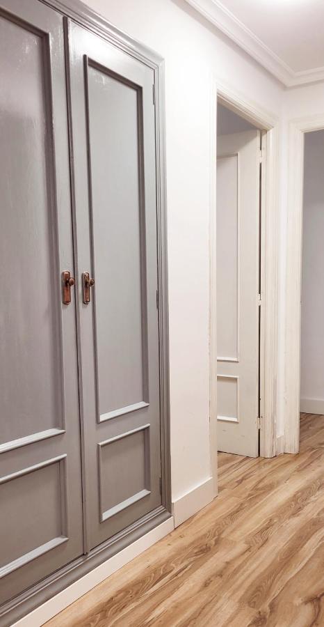 Www Sanmartinplaza Es En El Corazon Del Casco Historico Apartment Leon Ngoại thất bức ảnh