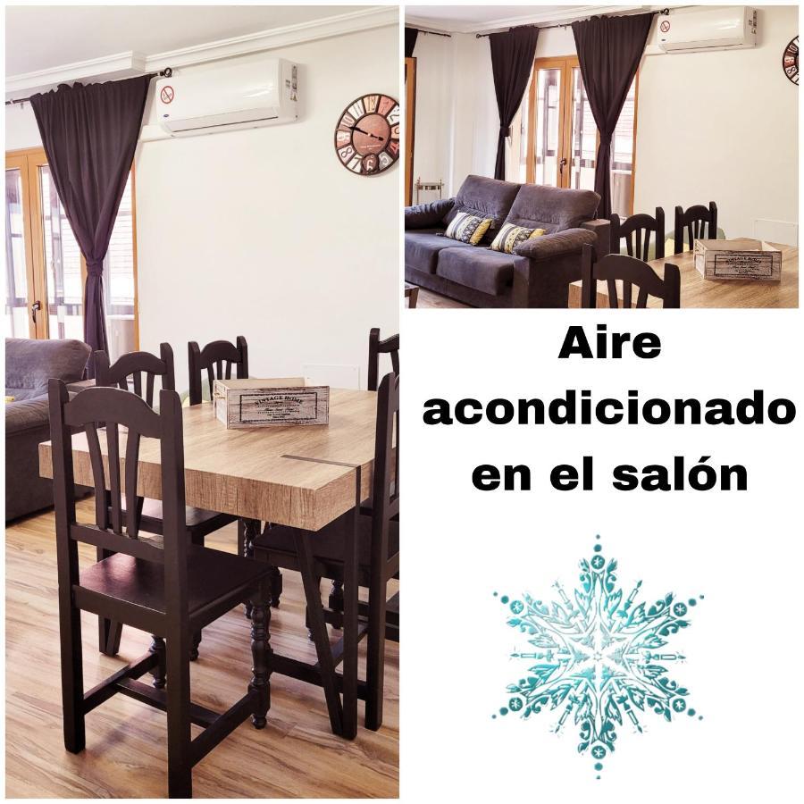 Www Sanmartinplaza Es En El Corazon Del Casco Historico Apartment Leon Ngoại thất bức ảnh