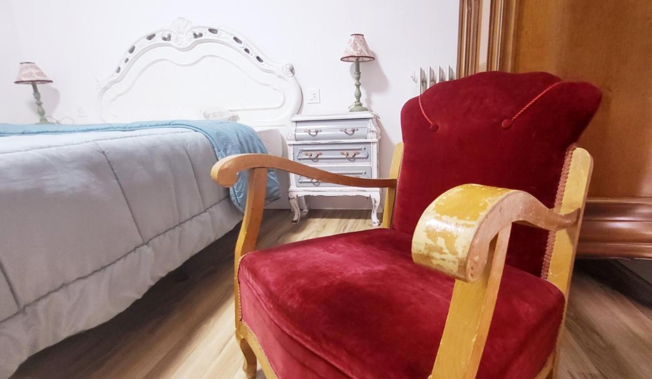 Www Sanmartinplaza Es En El Corazon Del Casco Historico Apartment Leon Ngoại thất bức ảnh